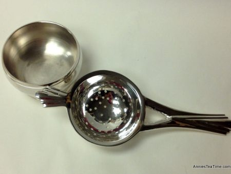 Camillia Silver Strainer with handle and bowl Online now