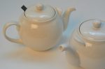 Chatsford Strainer Teapot White (10 Cup), 62 oz, Strainer Included Hot on Sale