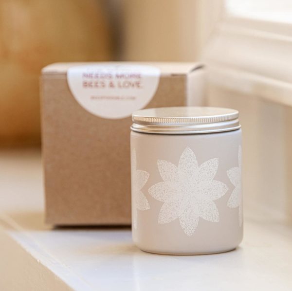 Wildflowers  Handpoured Candle (7 oz.) For Sale